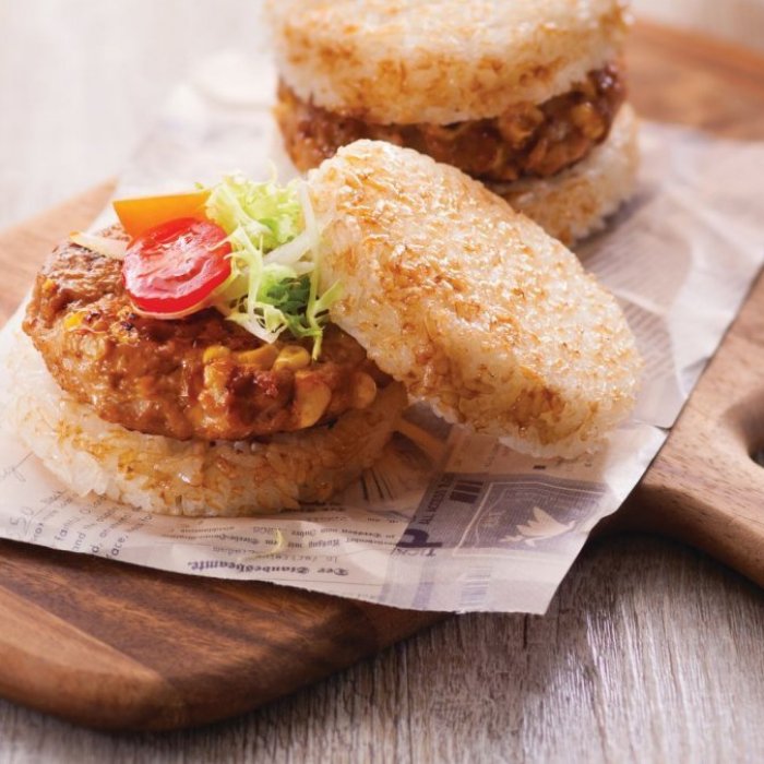 Burger de poulet et de riz